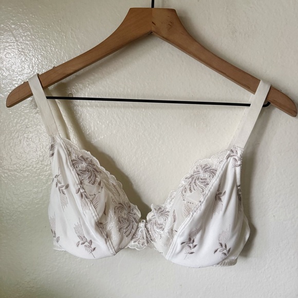 Wacoal Other - Wacoal | Embroidered Lightly Padded Bra